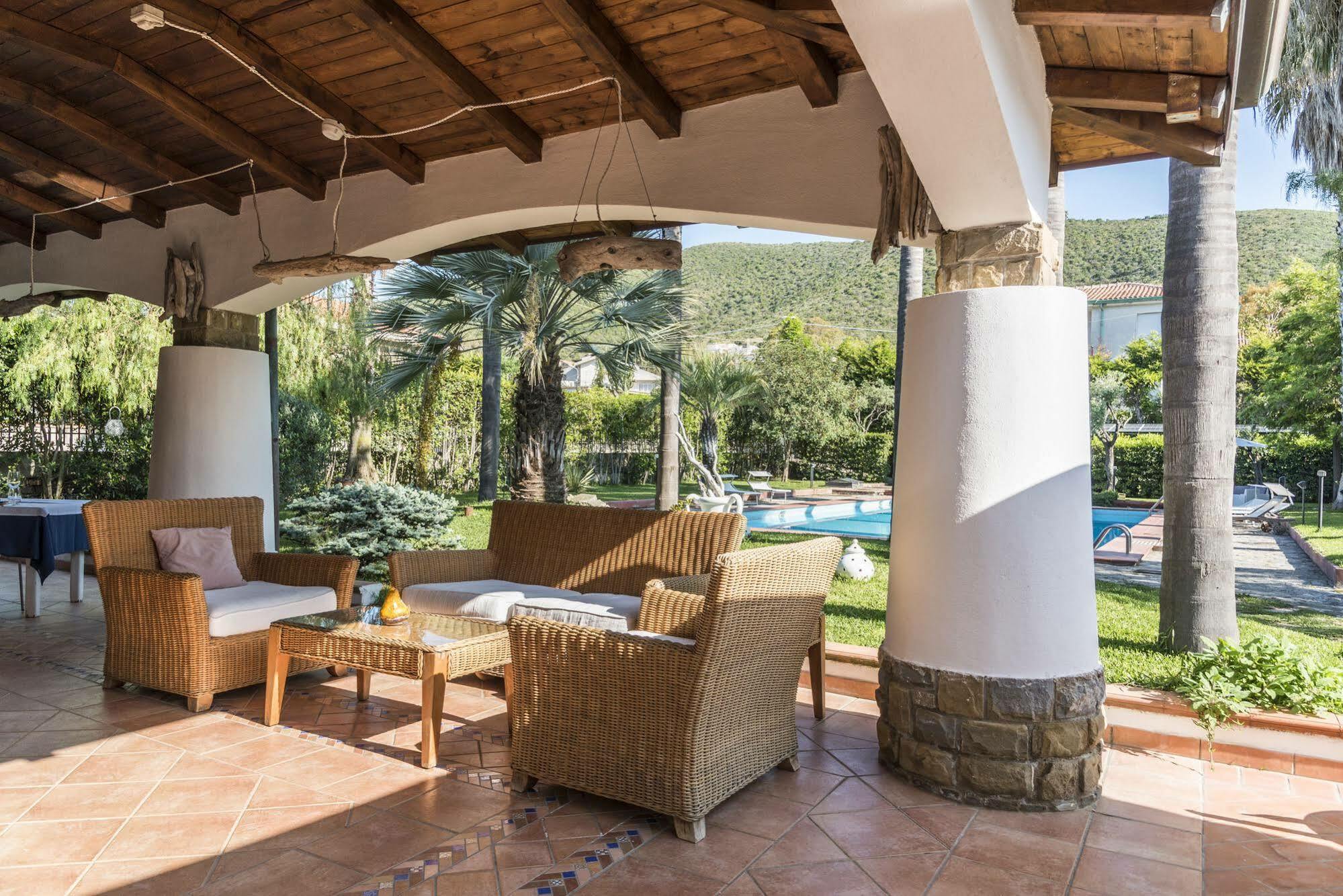 Villa Gio B&B De Charme مونتيكوريس المظهر الخارجي الصورة